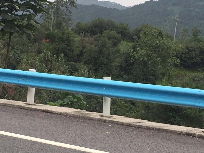 陜西路側(cè)護(hù)欄板
