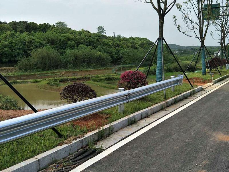 陜西路側(cè)護(hù)欄板