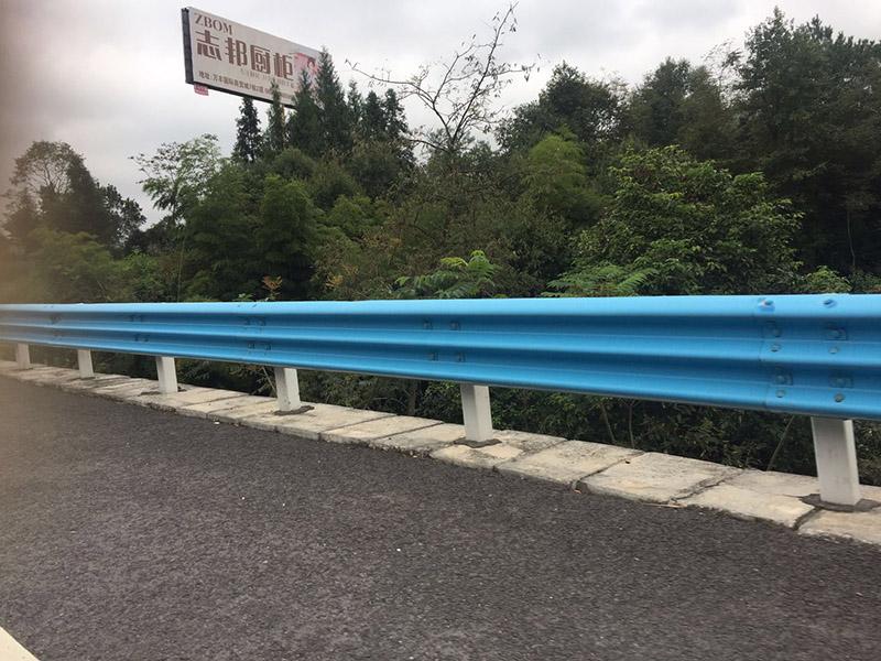永州三波護欄板